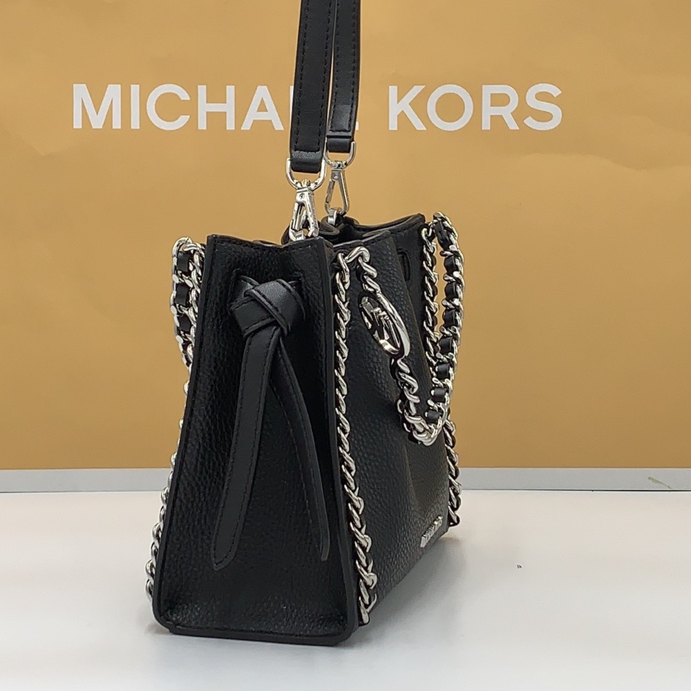MICHAEL KORS
Mina Small Belted Pebbled Leather Chain Crossbody Bag Black color - Picture 5 of 15